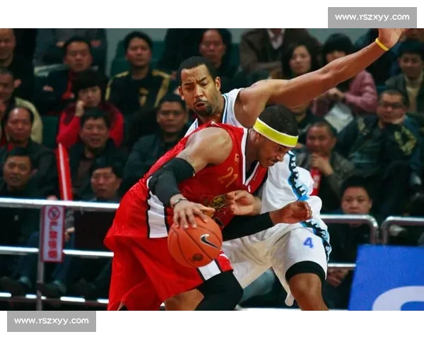 从基础到实战全面解析篮球突破技巧与节奏掌控提升对抗终结能力